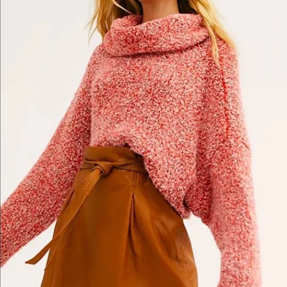 Free People Sweaters - NWT! Free People cowl neck Sweater fuzzy size S ❤️